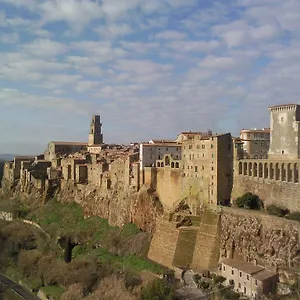 appartamenti-a-pitigliano.it-tuscanyhotel.com/